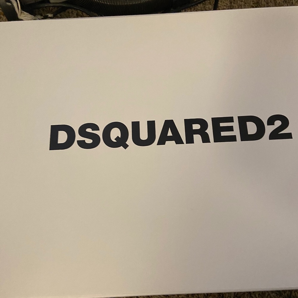 Dsquarwd2 t shirt